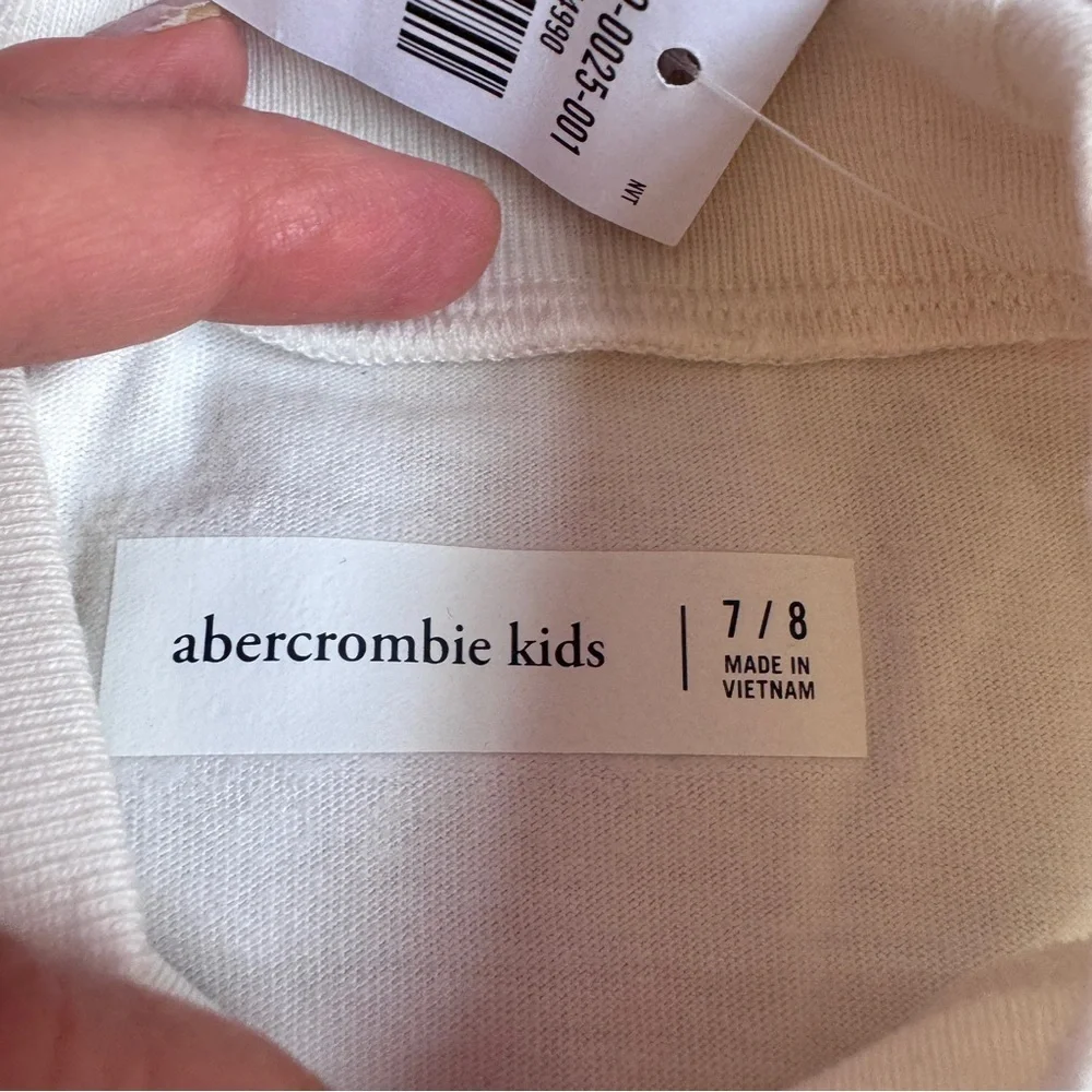 Gap shirt bundle size 7/8 nwt